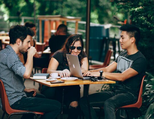 people working on a group project