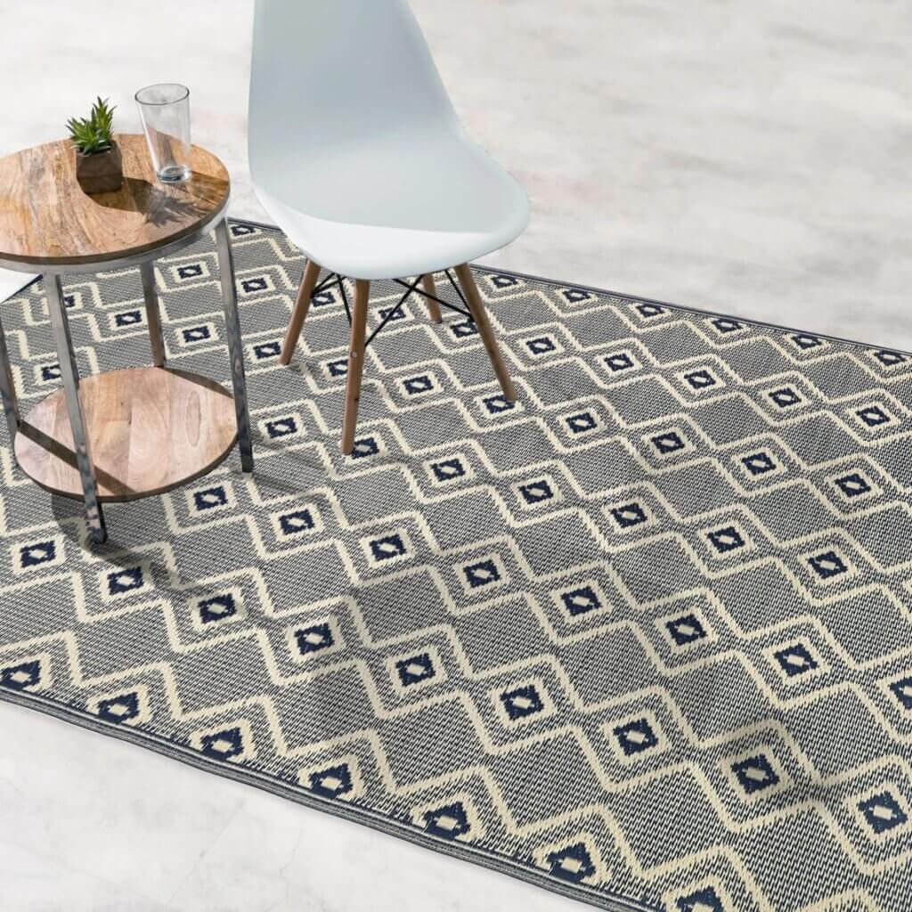 Image of a vegan rug from Fab Habitat website for the vegan hygge guide