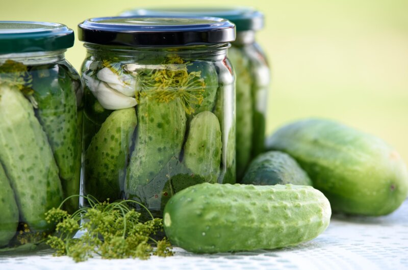 DIY Spicy Dill Pickles