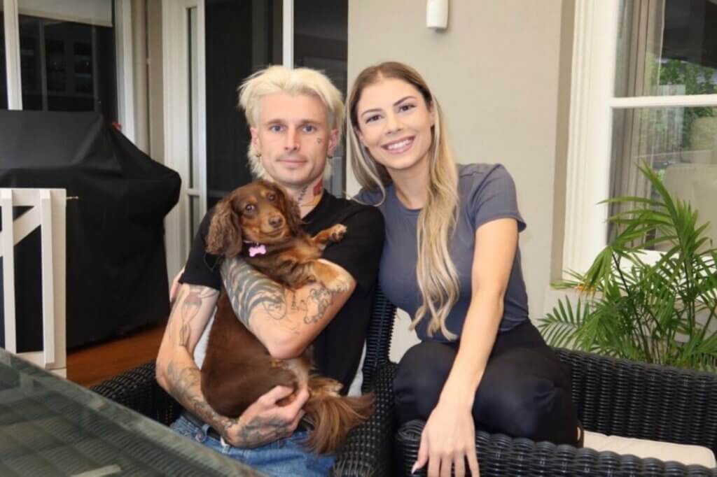 PETA owned image for the Melrose Avenue adopt article